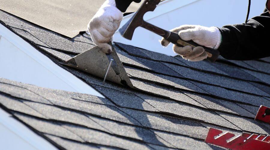 Expert Emergency Roof Repairs services in McDonald, KS